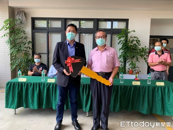 科力航太公司捐贈台南市消防局關廟分隊全地形功能車1輛